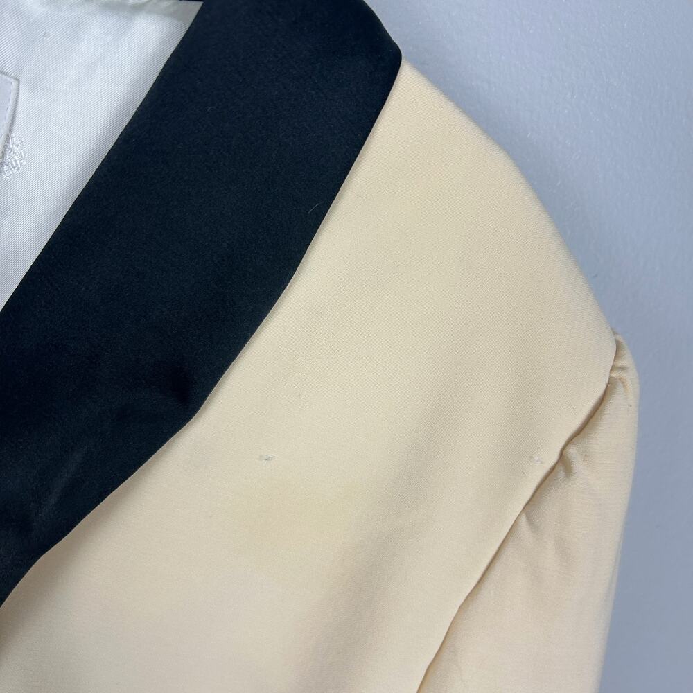 Escada Vintage 90s Cream Wool Black Lapel Structured Blazer L - Picture 6 of 7
